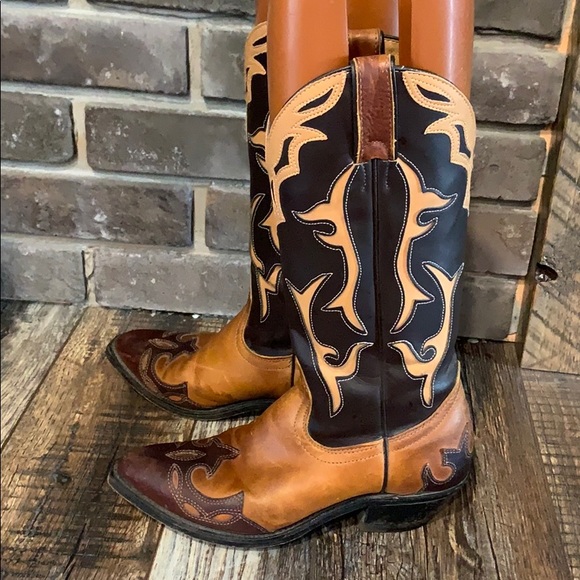 Cowboy Boot - Picture 2 of 6